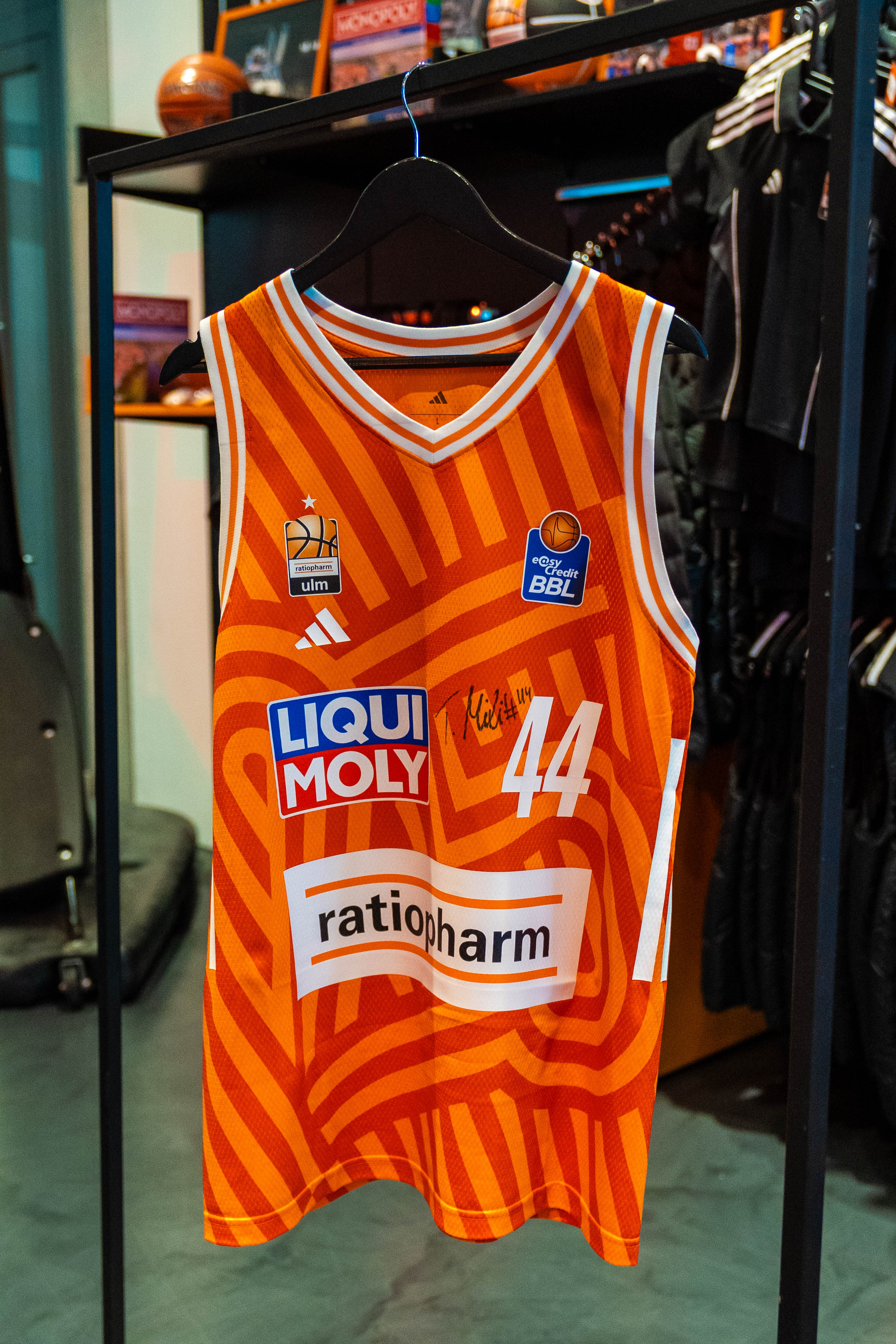 Signiertes Spielertrikot #44 Milicic