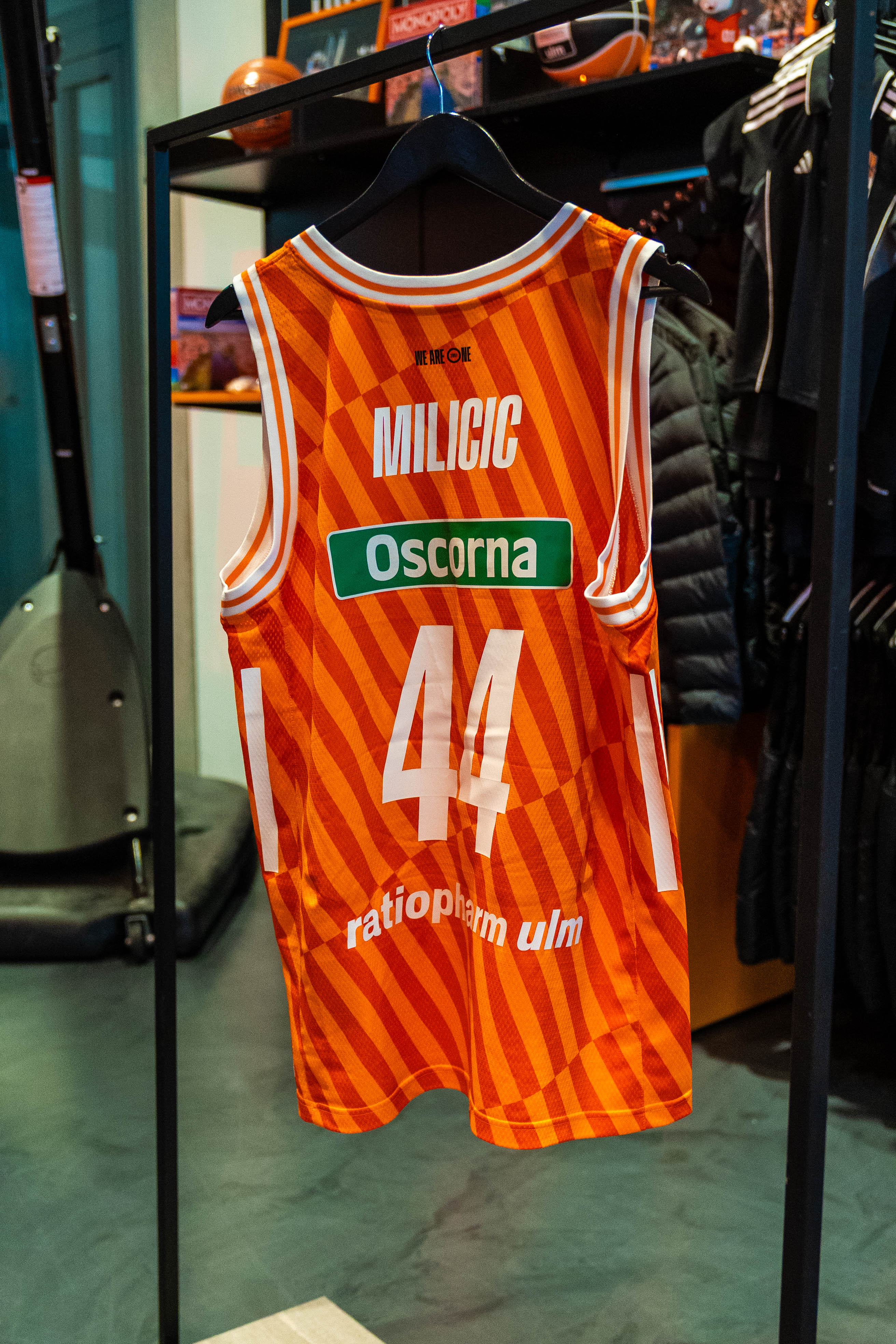 Signiertes Spielertrikot #44 Milicic