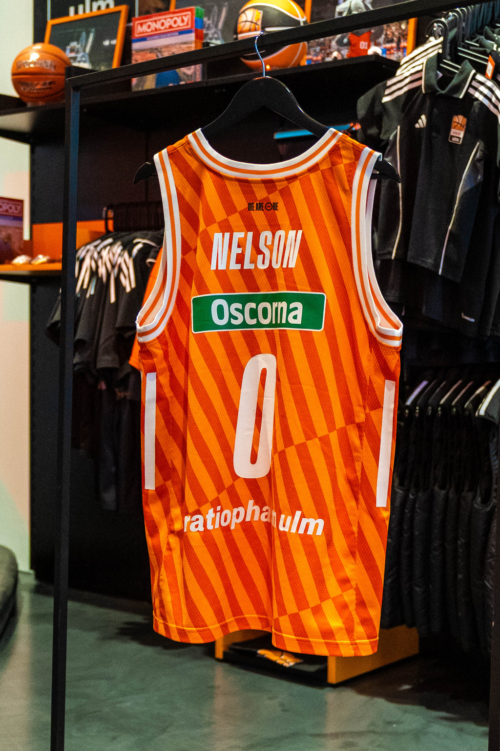 Signiertes Spielertrikot #0 Nelson