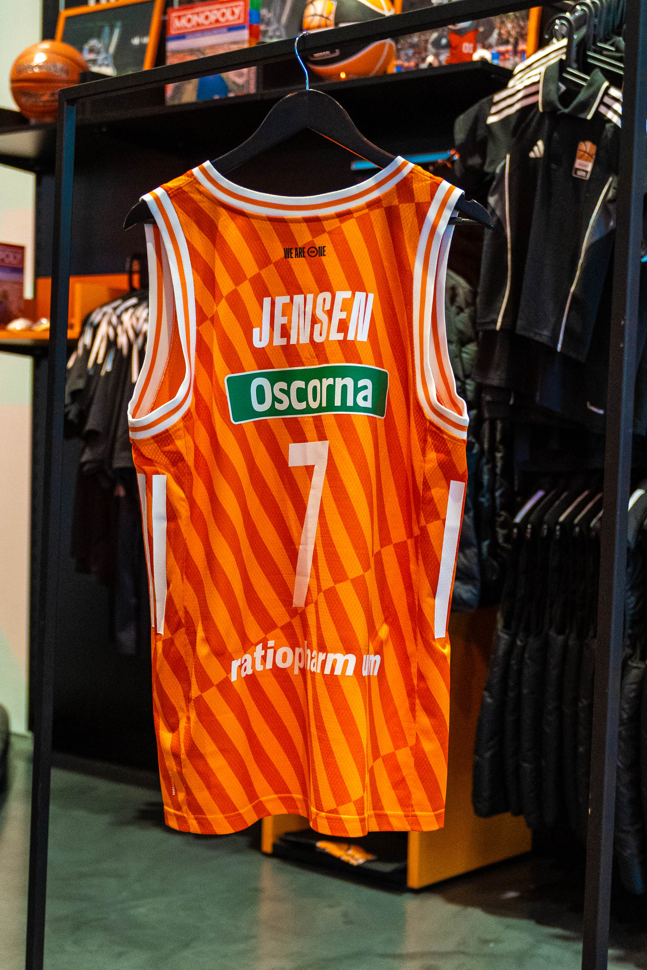 Signiertes Spielertrikot #7 Jensen