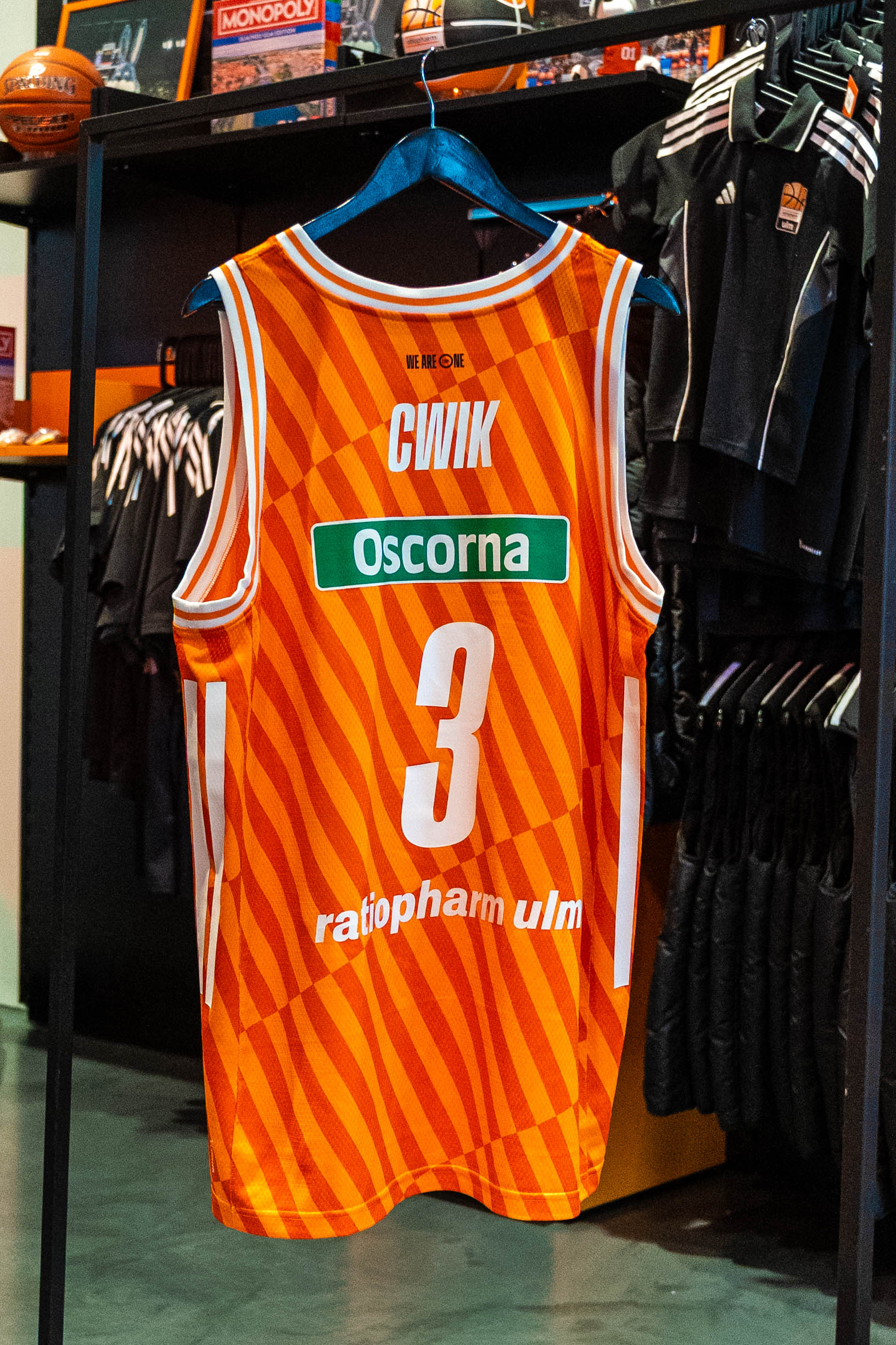 Signiertes Spielertrikot #3 Cwik