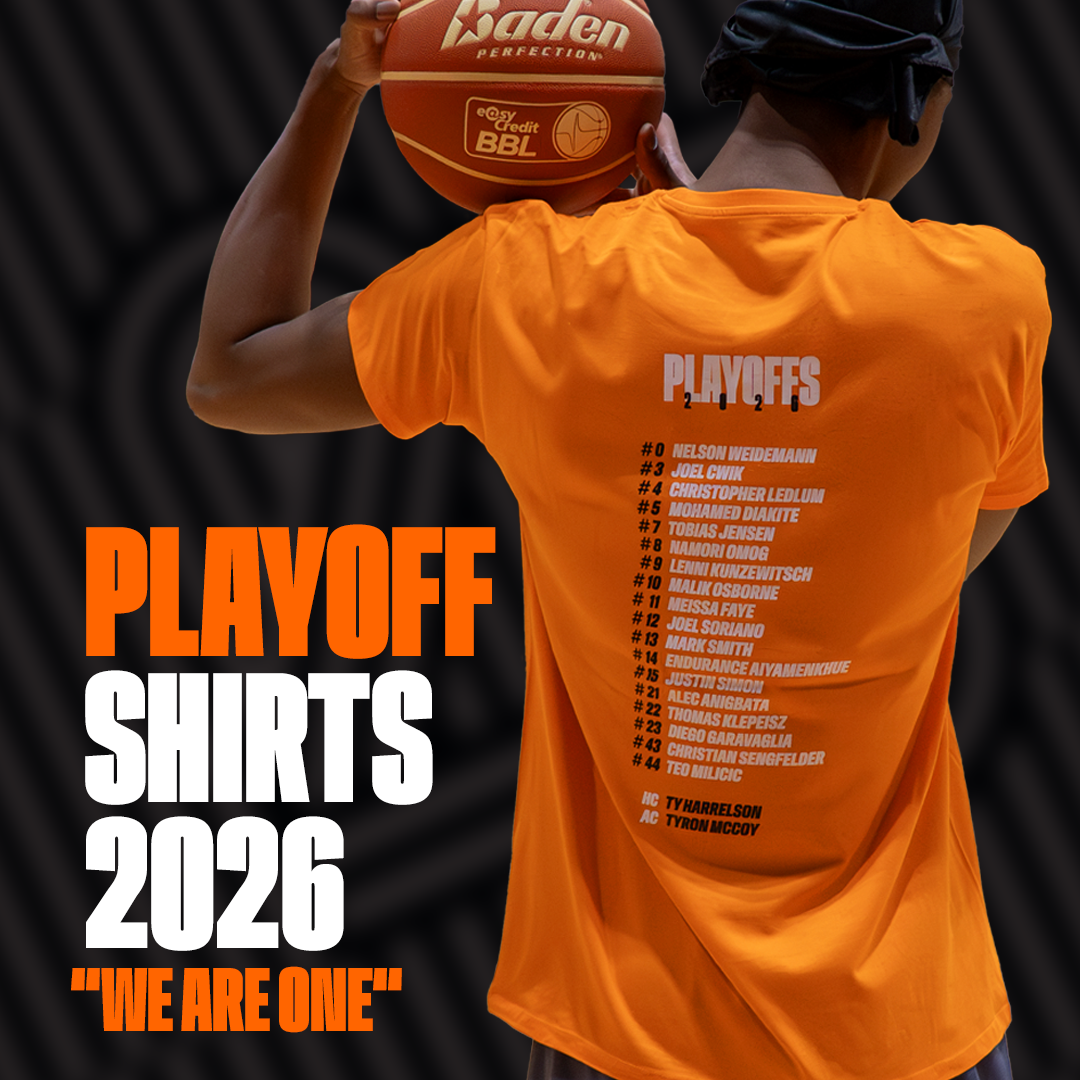 Playoff T-Shirt 2026