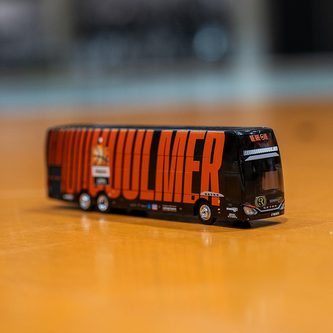 Modell-Teambus ratiopharm ulm